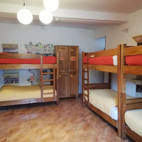 Small con baño SHARED